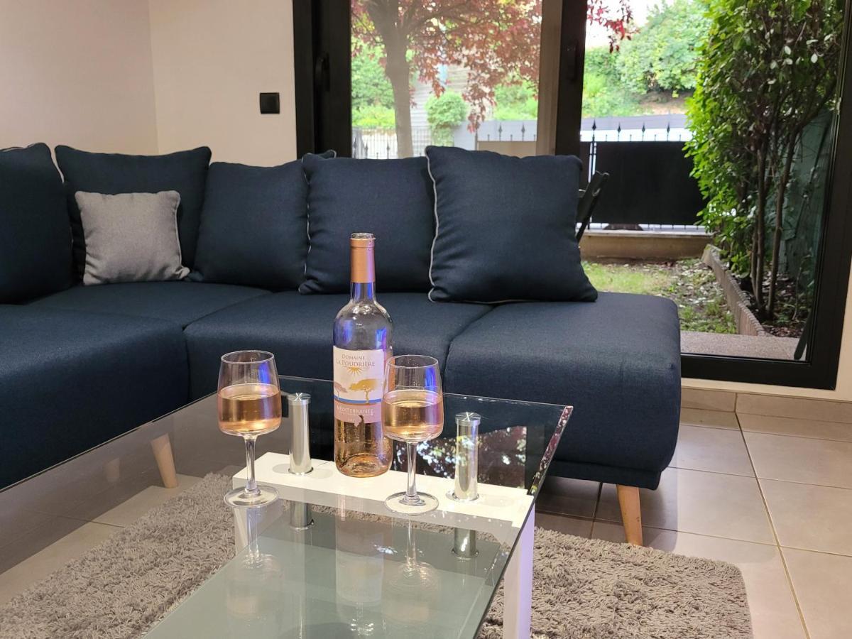 Appartement Standing 2 Pieces Avec Jardin Entre Paris & Dysney Bry-sur-Marne Exterior foto